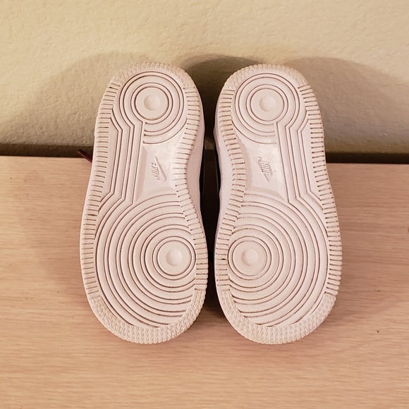 Nike Athletic Shoes size 7 - Picture 5 of 5